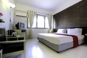 The Ratchathani Hotel - Image 2