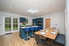 Historical Holmehill Lodge - Image 3