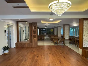 Golden Cassia Infopark Business Hotel - Image 5