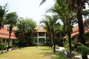 Tonwa Resort Hotel - Image 3