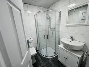 Home Cozy & Comfortable Stay in Accrington Flat B - Image 2
