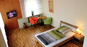 Hotel-Cafe Maxx - Image 2