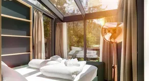 Skyview Chalets am Camping Toblacher See - Image 2