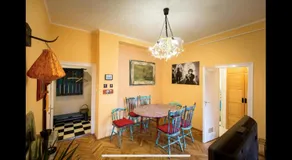 Best Location cosy Art flat - Image 3