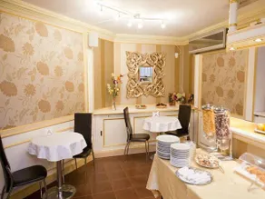 Monte Carlo Palace Suites - Image 2