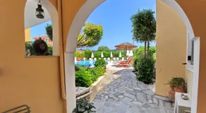 Alkyon Apartments & Villas Hotel - Image 5