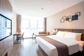 Home Inn Plus Xuzhou Pei County Zhongjin Plaza - Image 2