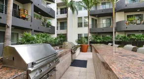 Cozy Unit Conveniently Located Pool View - Image 3