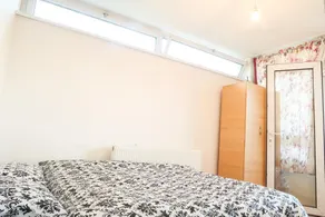 ELMSLIE POINT - DELUXE GUEST ROOM 3 - Image 5