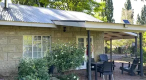 Periwinkle, Grove ,Acorn & Sage Cottages - Image 2