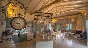 Villa Dimitra - Mani , traditional archontiko - Image 4