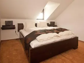 CHIC CITY Rooms - Image 3