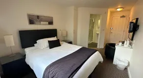 Third House Guest House - Image 2