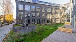New Bastion Life Apartments w- Free Garage Prkg & Self Check-in I cohost - Image 2