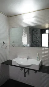 Treetop villa with jacuzzi Pure Veg - Image 2