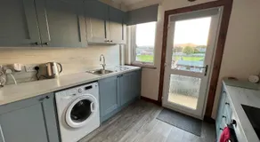Lomond View Apartment - Image 3