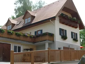Weingut Schlafgut Genussgut Lorenz - Image 2