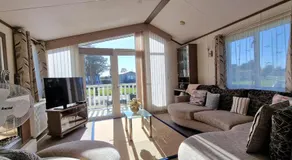 Rainbow lodge, Green Lawns, Selsey - Image 2