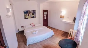 Sea Horse Guest House - Image 2