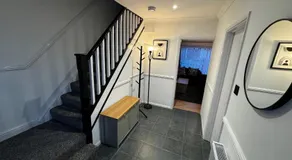 Station house - Image 2