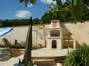 Sunlit Holiday Home with Private Pool in Besse - Image 2