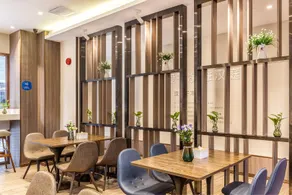 Hanting Hotel Guangzhou Dashi Wanbo Center - Image 3