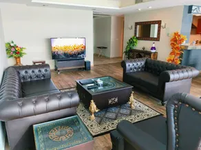Centaurus Mall Vista: Luxe 3-Bed Margalla View! - Image 2