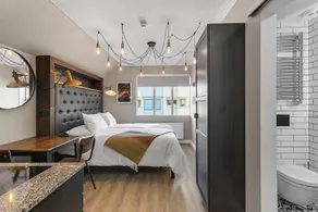 ODDSSON Downtown Hotel - Image 2