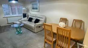Lovely 2 bedroom apartment near Crosby beach - Image 3