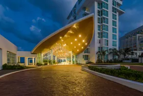 Oleo Cancun Playa All Inclusive Resort - Image 5
