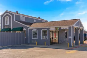 Golden Inn Dallas by Hotel O - Image 3