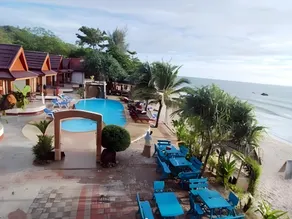 Lanta Paradise Beach Resort - Image 3