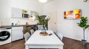 Adora Apartments - free parking - Image 4