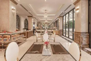 ELIZABETH HOTEL - Image 3