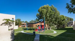Number 72 Kalbarri Riverview Apartments - Image 4