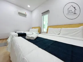 Port Dickson 3BR Private Pool Villa (Up to 12 Pax) - Image 2