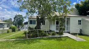 Taree CBD cottage apartments - Image 5