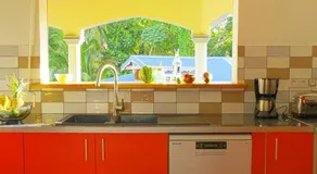 Appartement spacieux avec jardin et piscine à Lamentin, 97 m² - Image 4