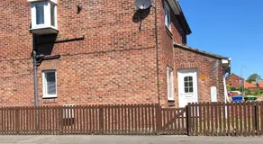 spacious 2 bedroom house - Image 4