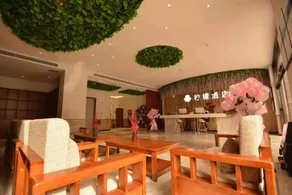 Lemon Hotel - Image 5