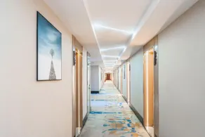 Lanrui Hotel Luoyang - Image 4