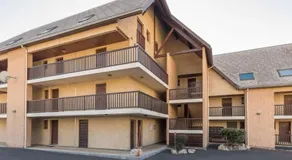 Appartement fonctionnel 2 pièces avec parking, centre Briançon - Image 3