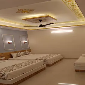 Vansh Palace - Image 5