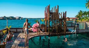 Aqua Lounge - Image 5