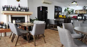 Hotel Laura - Image 5
