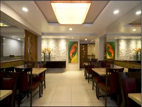 Hotel Raj Mahal - Image 4