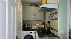 Bedsit Birmingham - Image 4