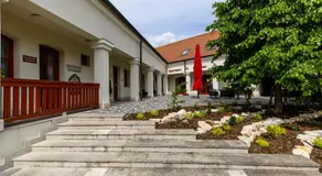 Servita Udvarház Eger - Image 4