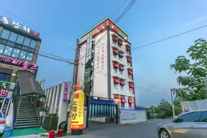 Daegu Dongchon Amusement Park M - Image 3