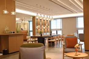 ARULA Youngor Central Hotel - Image 5